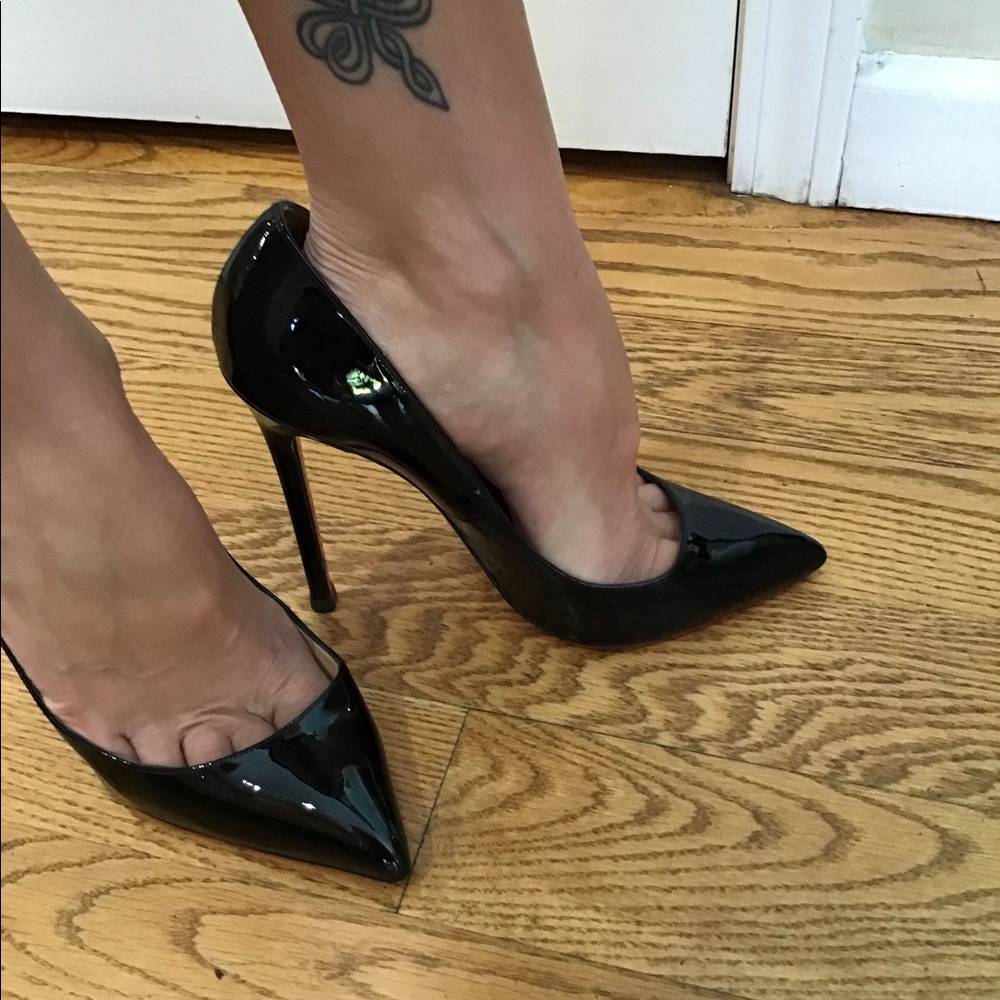 Louboutin black patent heels